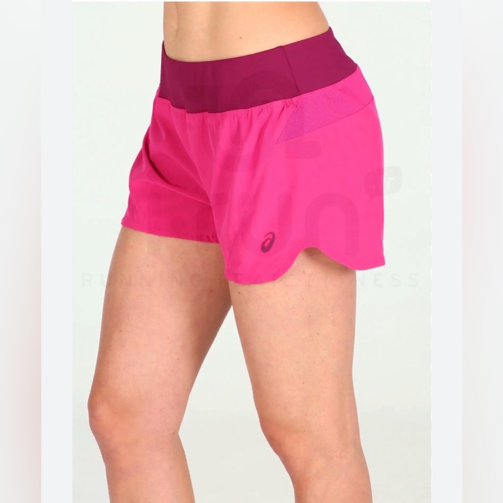 BNWOT ASICS 2 IN 1 WOVEN SHORTS LARGE